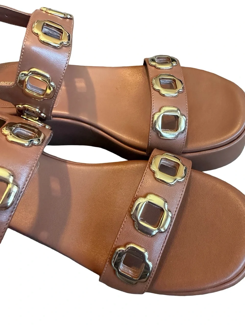 Larroude size 10